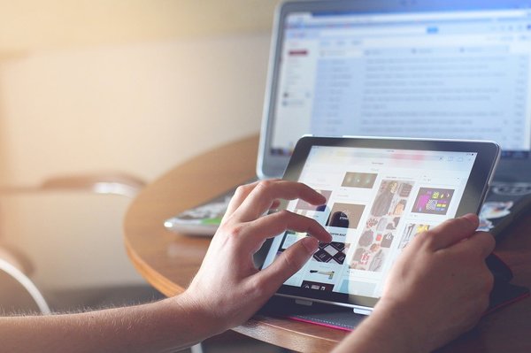 Stratégies de co-branding pour les startups dans le secteur de l'électronique grand public